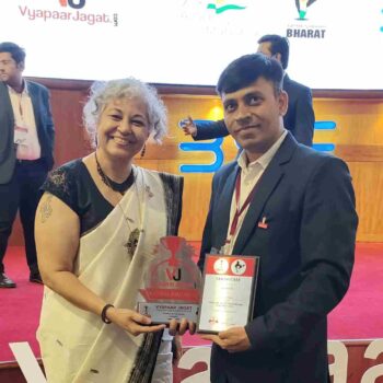 Founder Of the Year Award by Vyapar Jagat